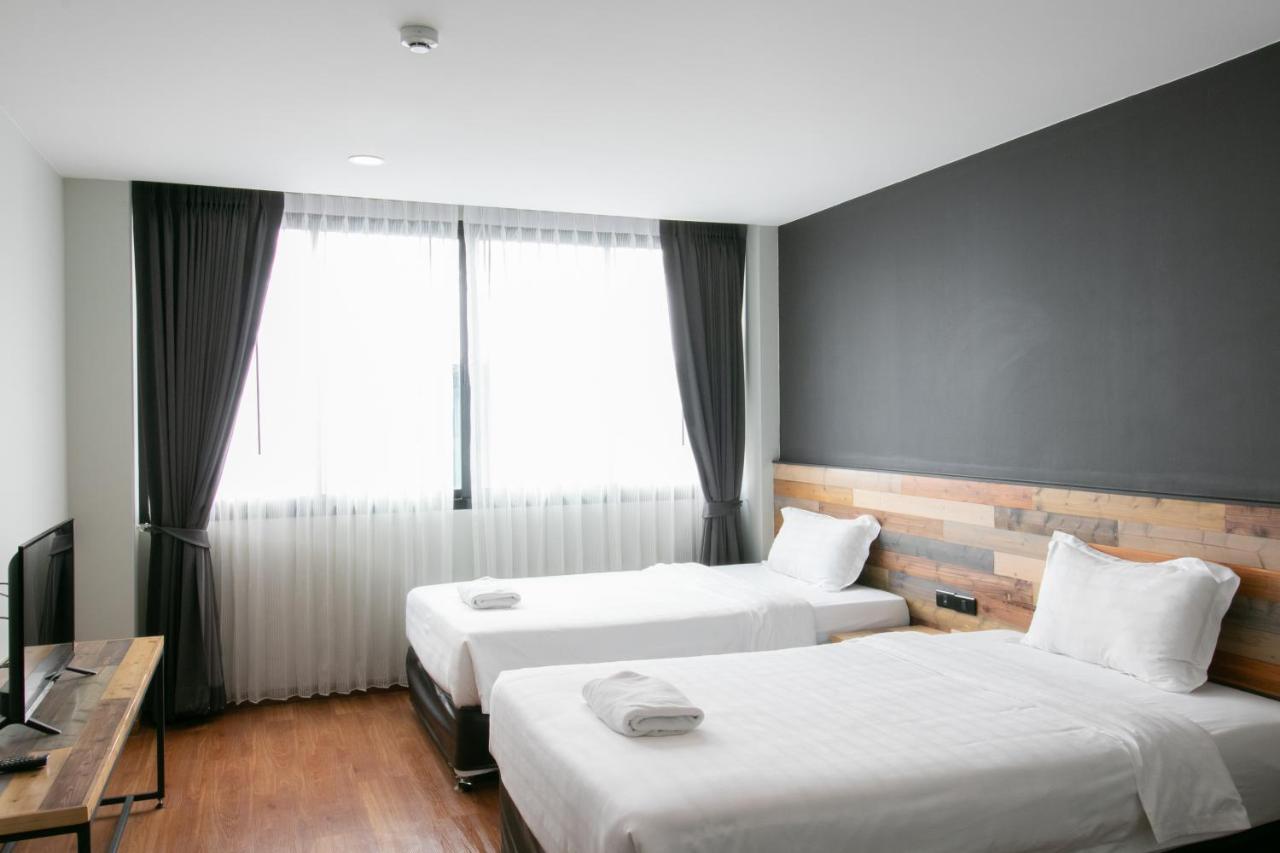 Zleepmotion Bangkok Vandrarhem Exteriör bild